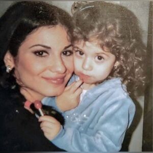 Meet your Posher, Yasmine